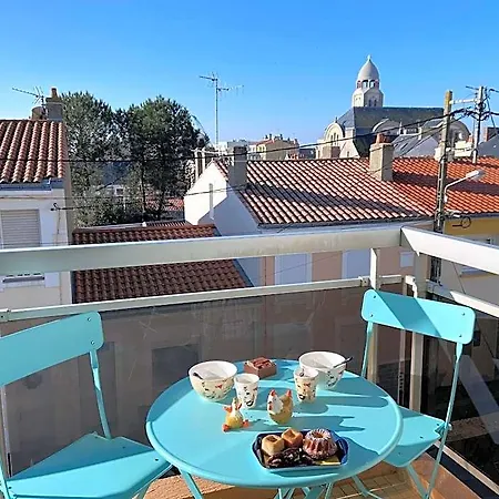 Le Nouch - 1 Etoile Parking Les Sables-dʼOlonne